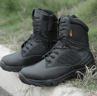 Unisex Winter Hiking Boots with Side Zip – Black